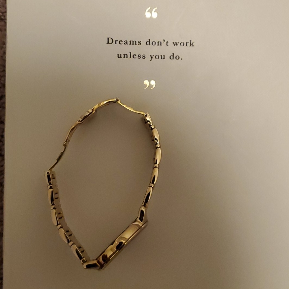 Watch - Picture 3 of 4